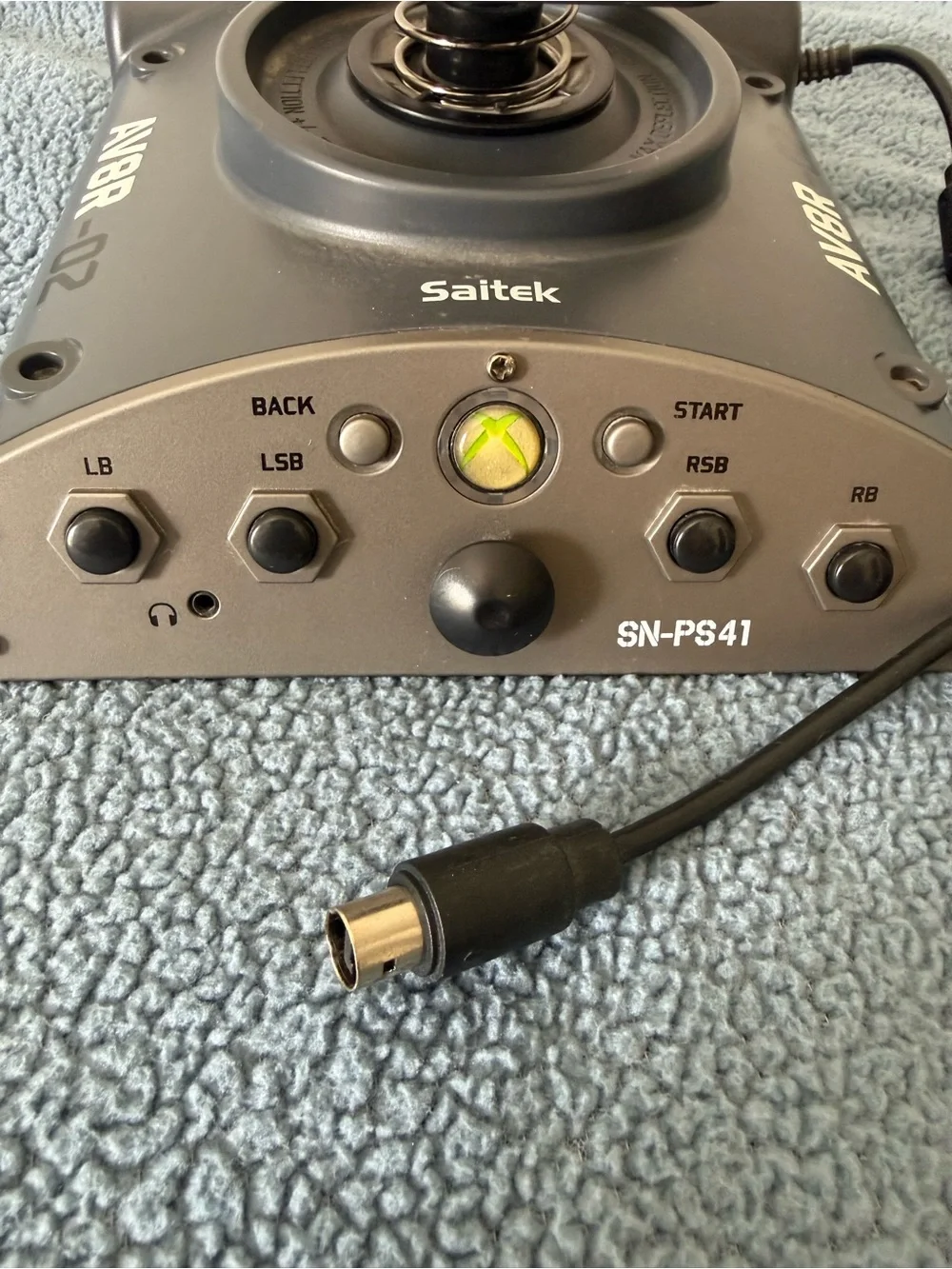Saitek Aviator AV8R-02 flight stick joystick controller for Xbox 360 and PC